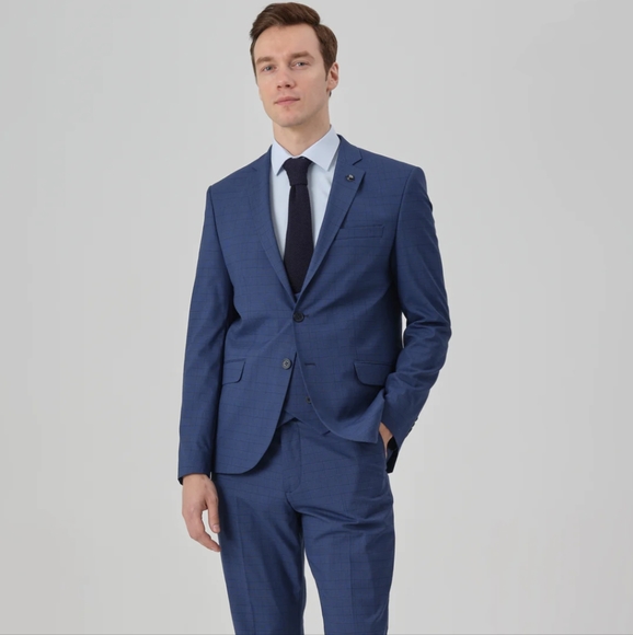 Blue Plaid 3 Piece Suit Size 36R x 30W - Picture 2 of 5